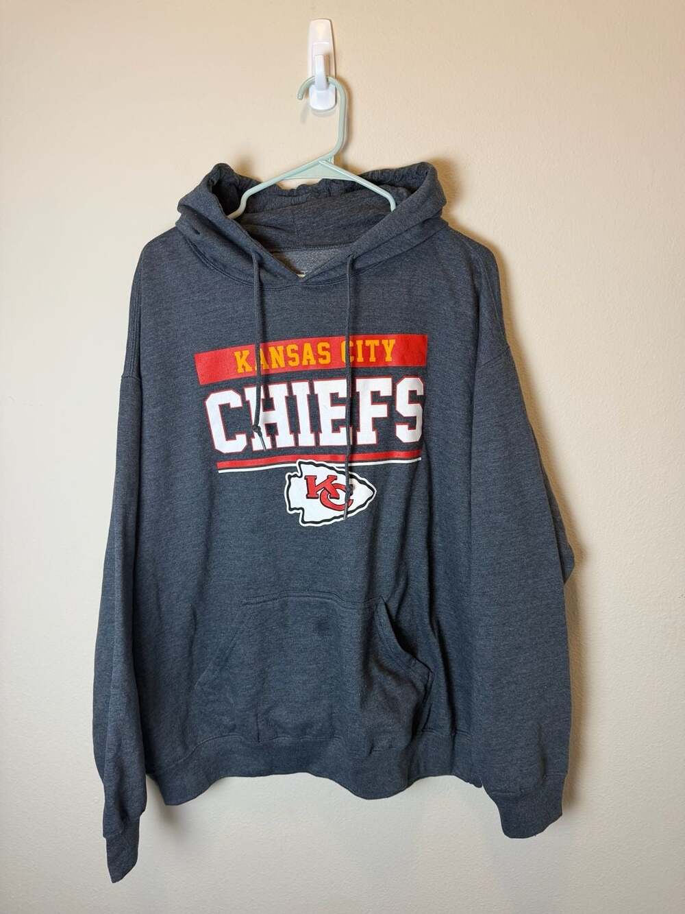NFL Team Apparel Kansas City Chiefs Hoodie Size L Charcoal Gray